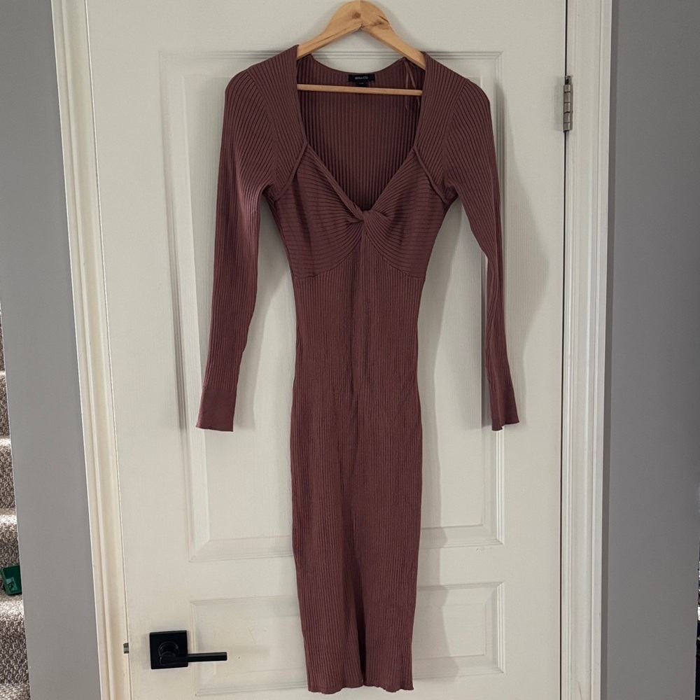 Ribbed Knot-Front Long Sleeve Midi Dress